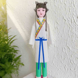 H74 Traditional paper puppets